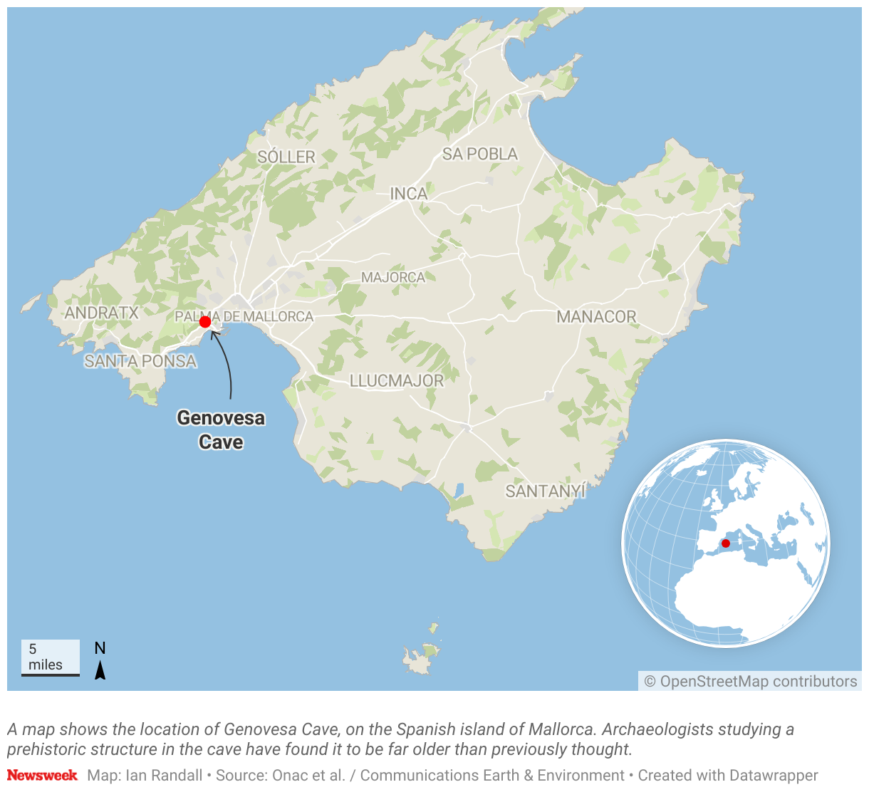 A map shows the location of Genovesa Cave, on the Spanish island of Mallorca.