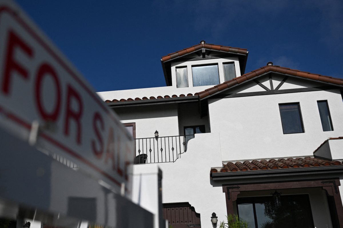 House for sale sign