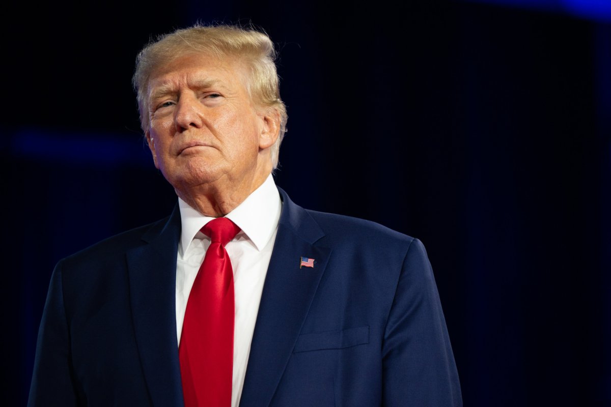 Trump businesses don't return income