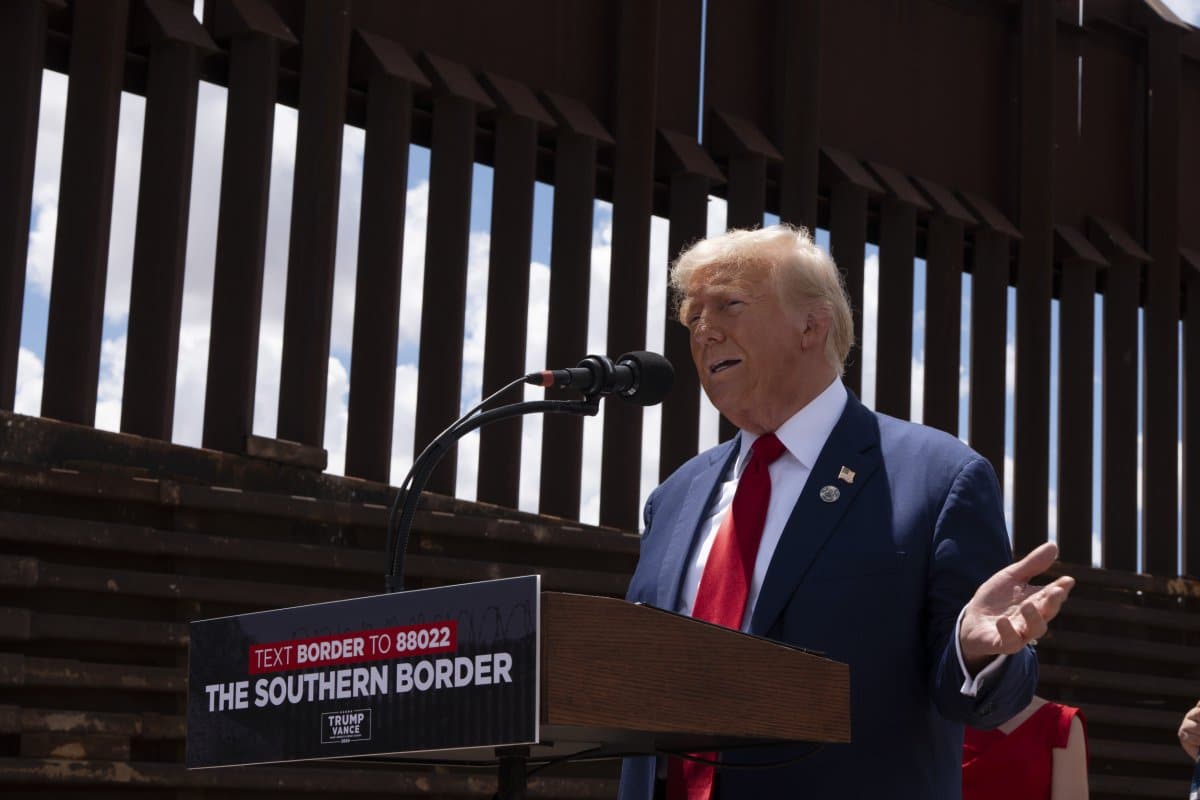 Donald Trump southwest border