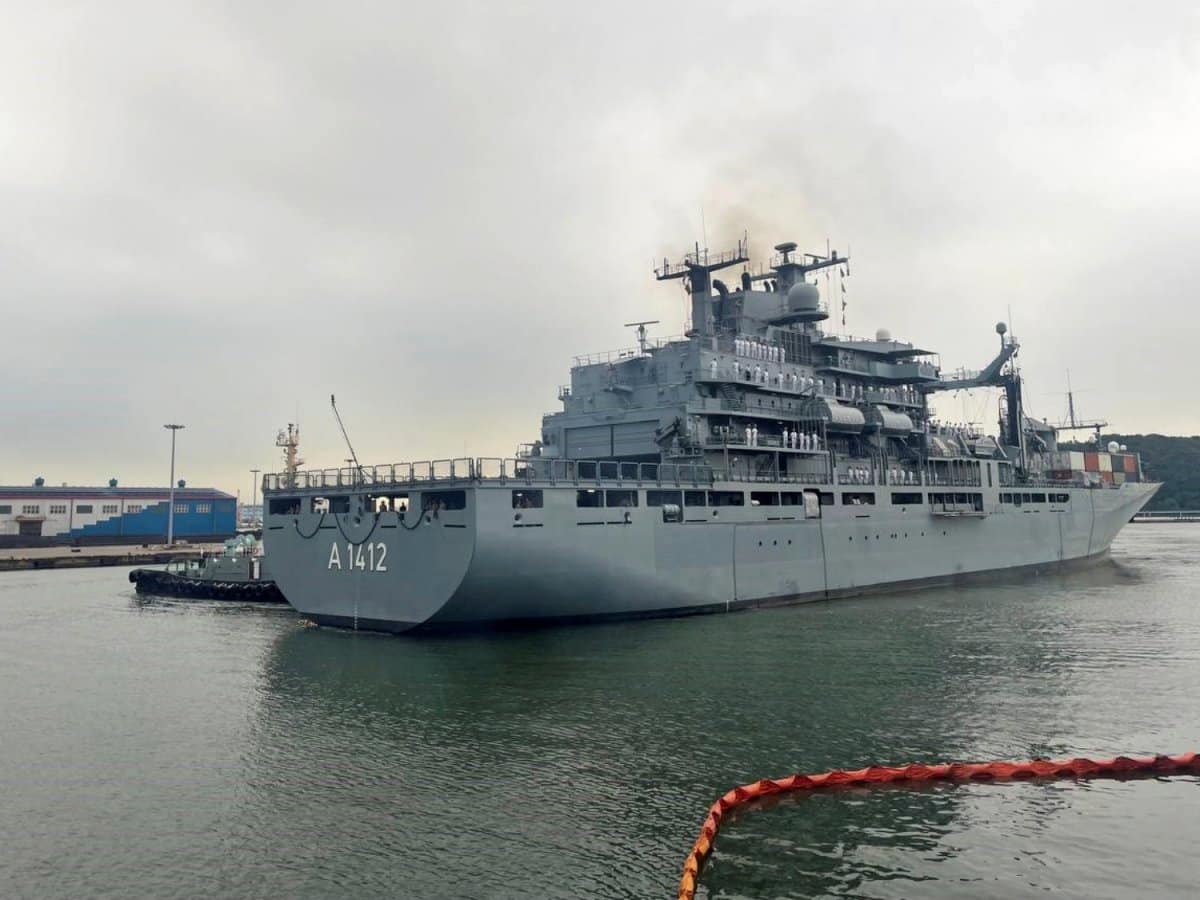 German Warship Visits South Korea