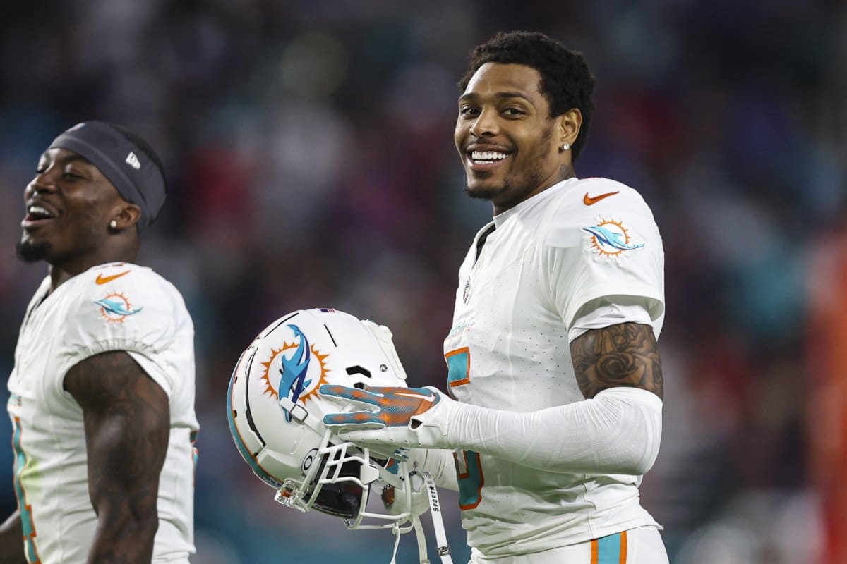 Dolphins Sign Jalen Ramsey to Massive Extension, Creating NFL History For Second Time