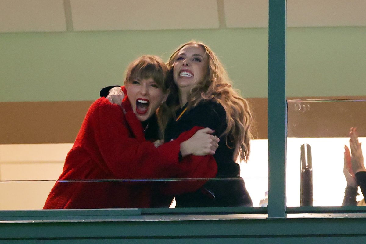 Why Swifties Are Infighting Over Taylor Swift and Brittany Mahomes’ Friendship