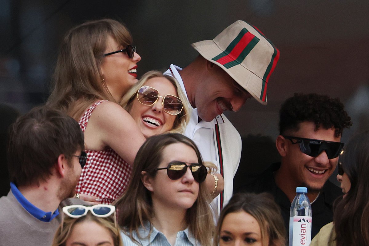 Here’s What Taylor Swift and Travis Kelce Were Reportedly Sipping on at The U.S. Open