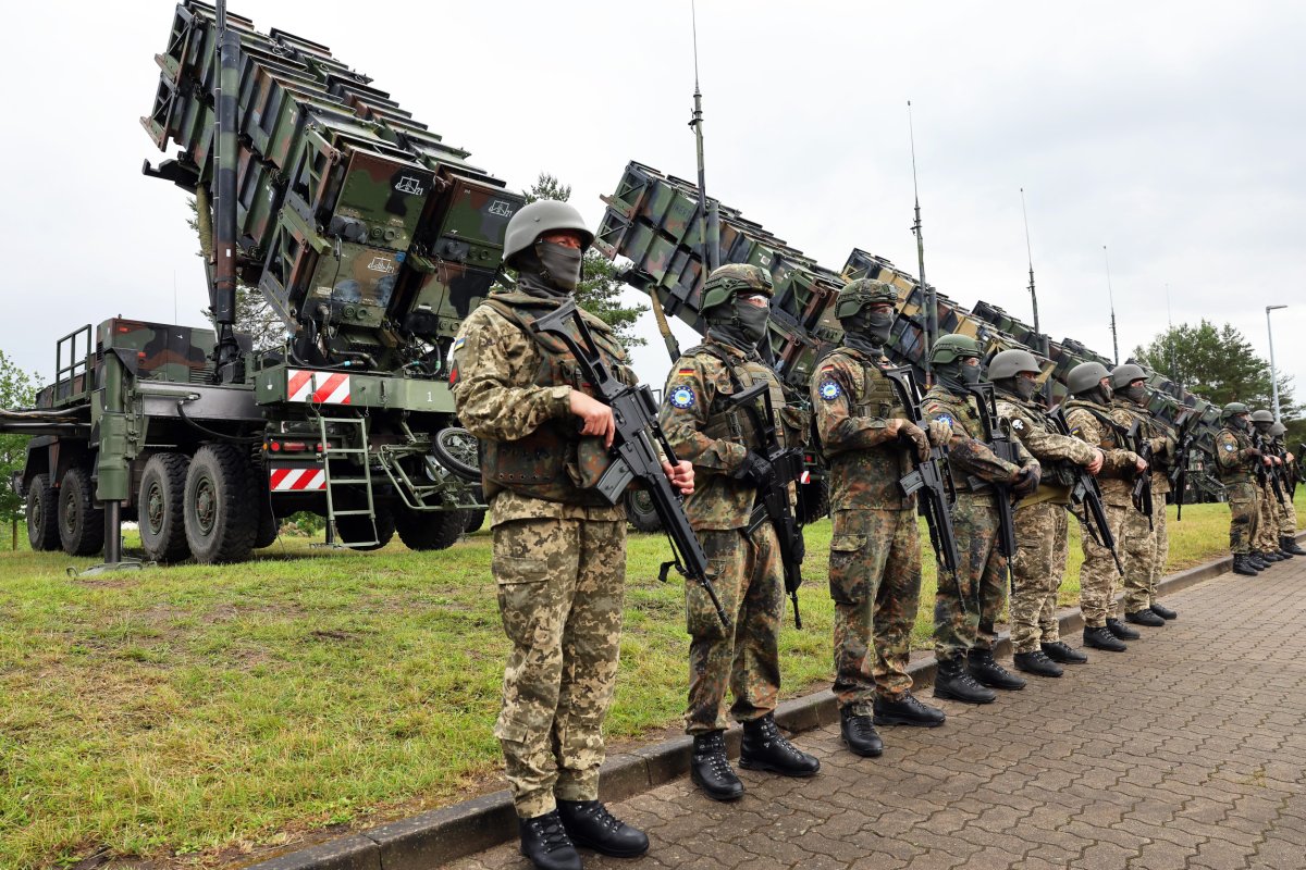 Ukraine soldiers