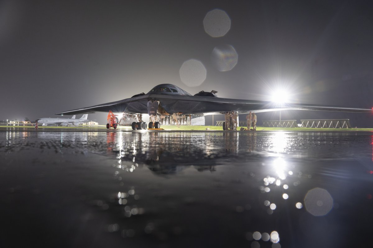US Stealth Bomber Refuels in Guam