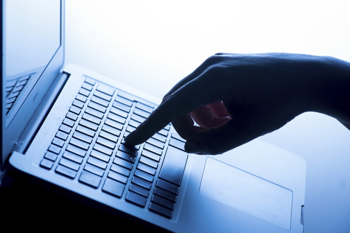 Florida Woman and Accomplice Made Millions in ‘Romance Scam’: FBI