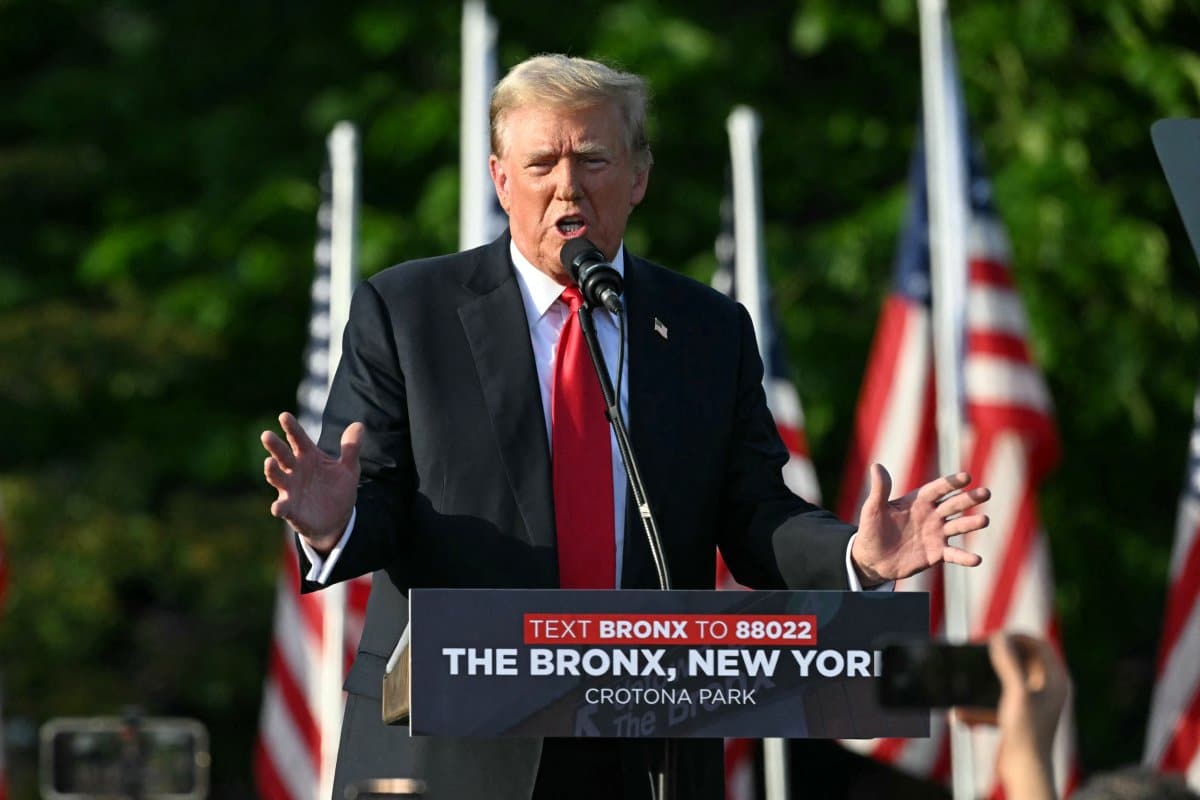 Donald Trump Loses Ground in New York Ahead of Madison Square Garden Rally