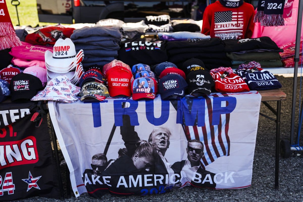 Trump Merchandise Store Vandalized With ‘Urine Manure Spray’