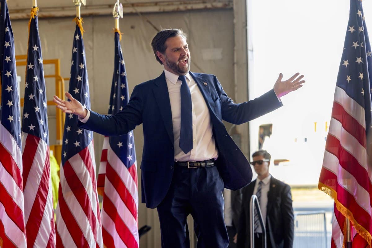 5 Key Takeaways From JD Vance’s Pennsylvania Rally—Jan. 6, China War, More
