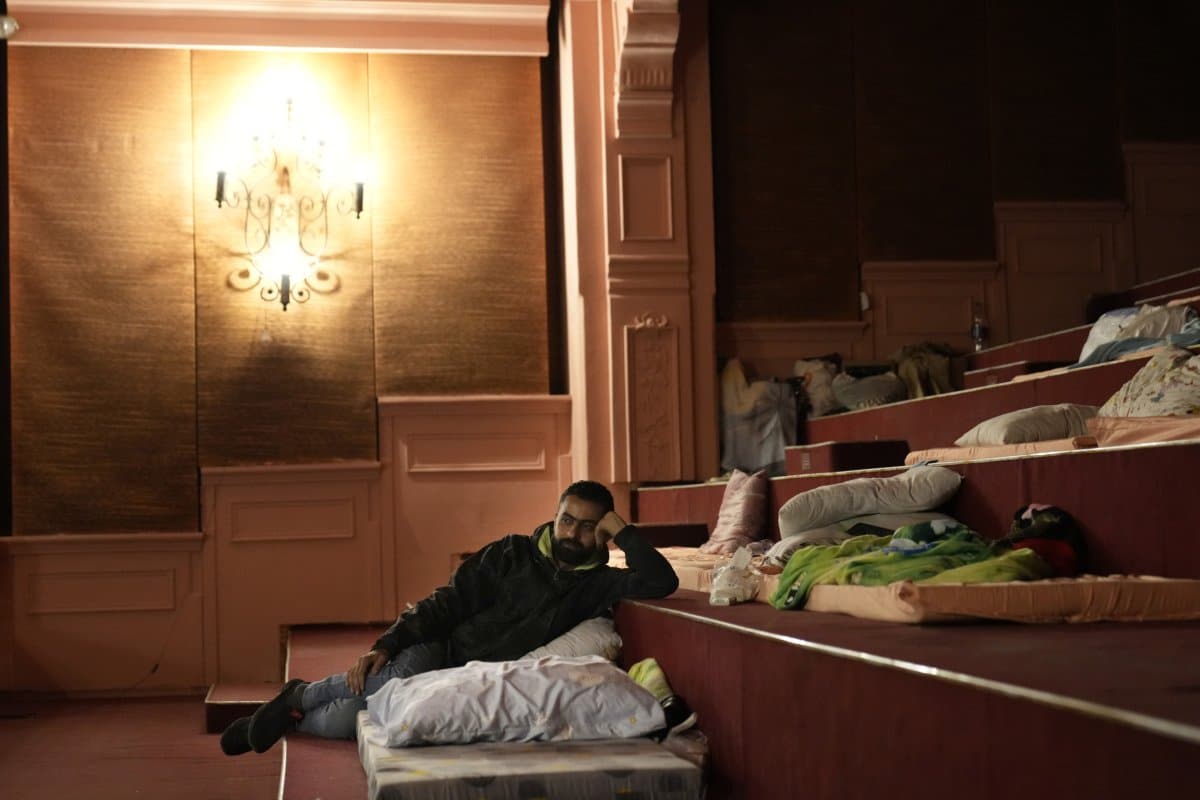 Man uses cinema as shelter in Lebanon