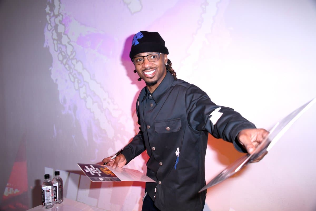 metro boomin smiling