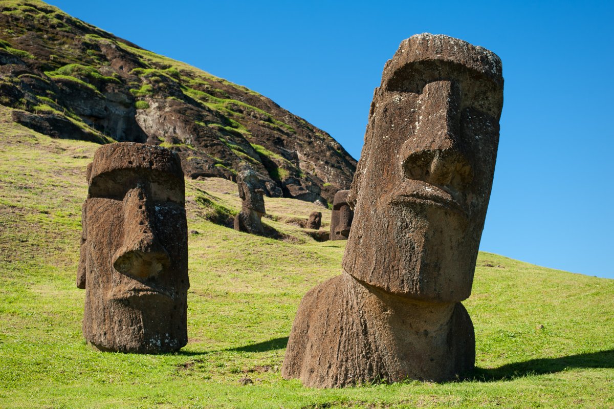 Easter Island Volcanoes Challenge Textbooks on Earth’s Interior