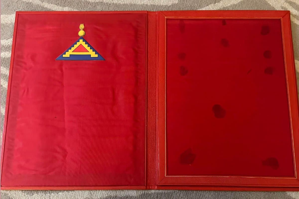 Nazi folder