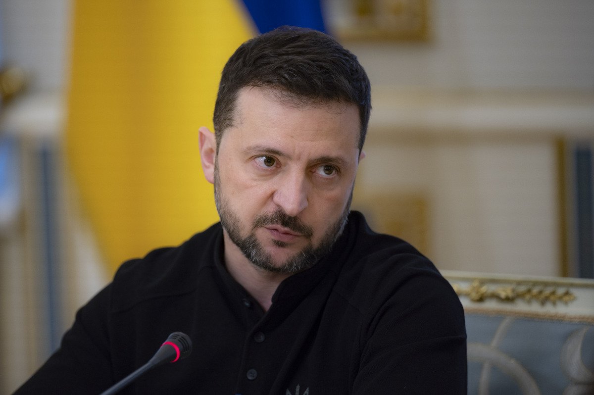 North Korea Deploying 12,000 Troops to Fight Ukraine: Zelensky