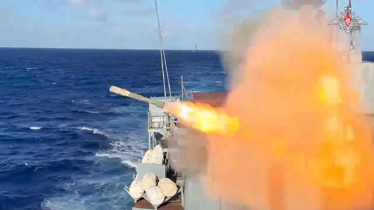 Russia and China’s Navies Stage Show of Force in Pacific