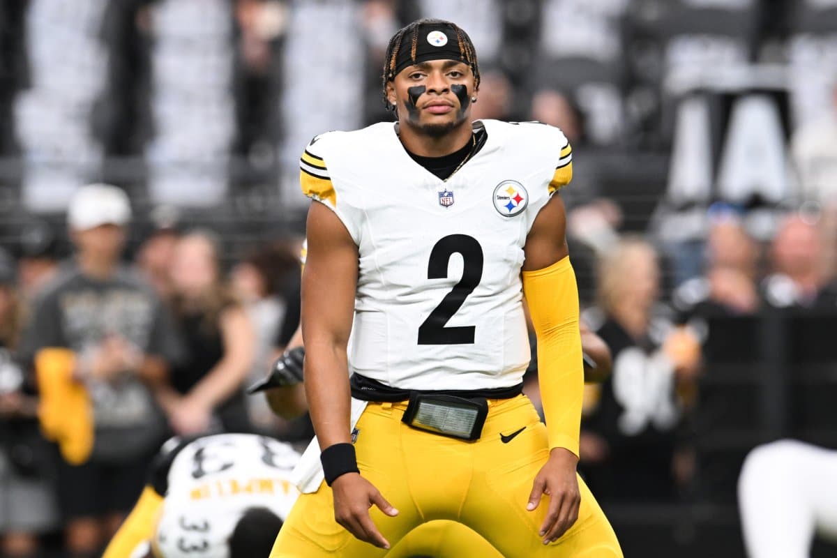 Steelers News: Justin Fields Takes Blame For Being Benched For Russell Wilson