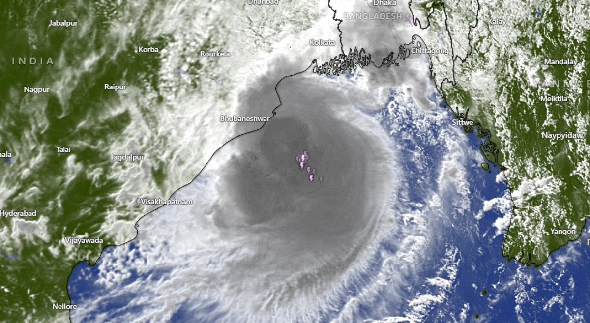 Storm Dana Live Tracker
