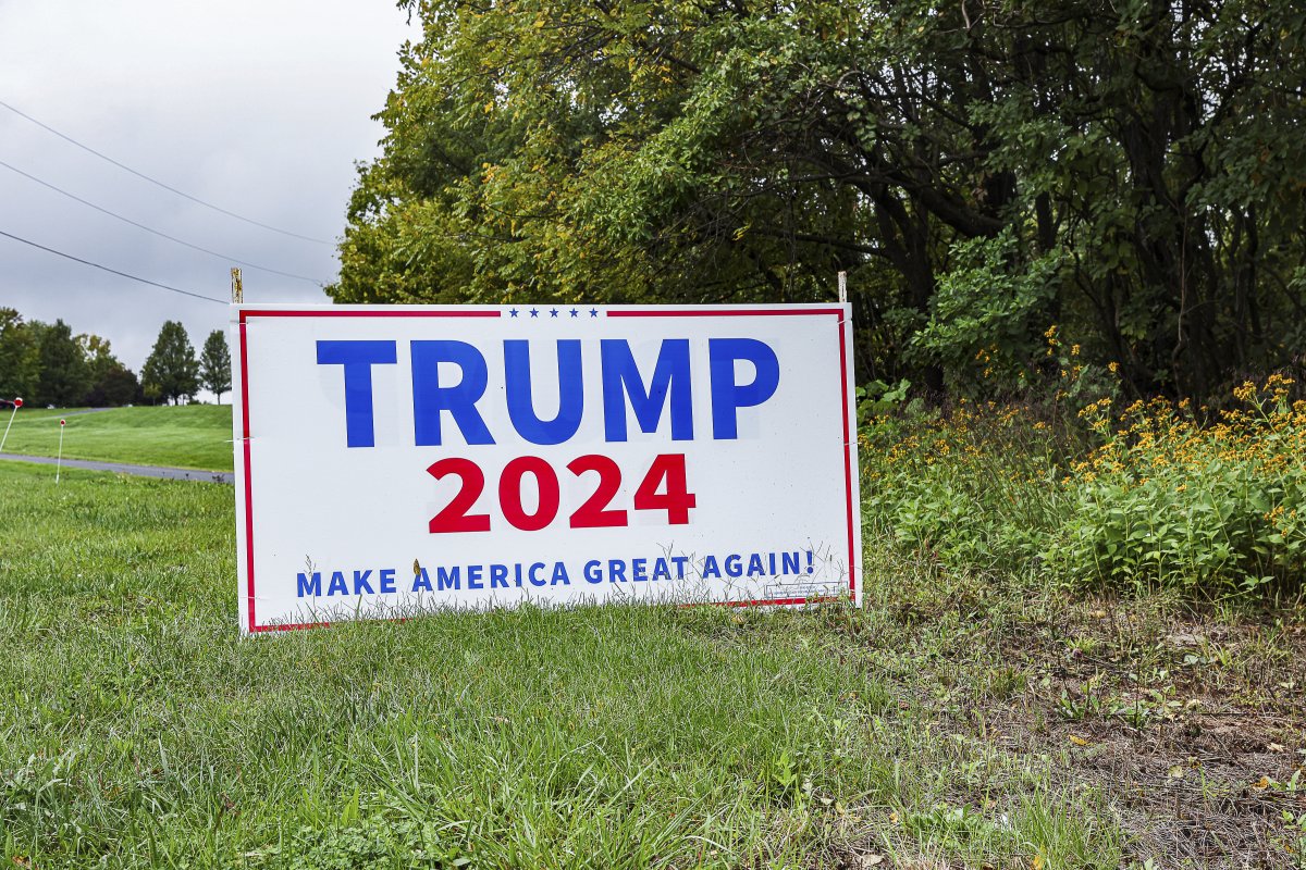 Town Tries To Remove ‘Trump 2024’ Sign Projected on Water Tower for a Week