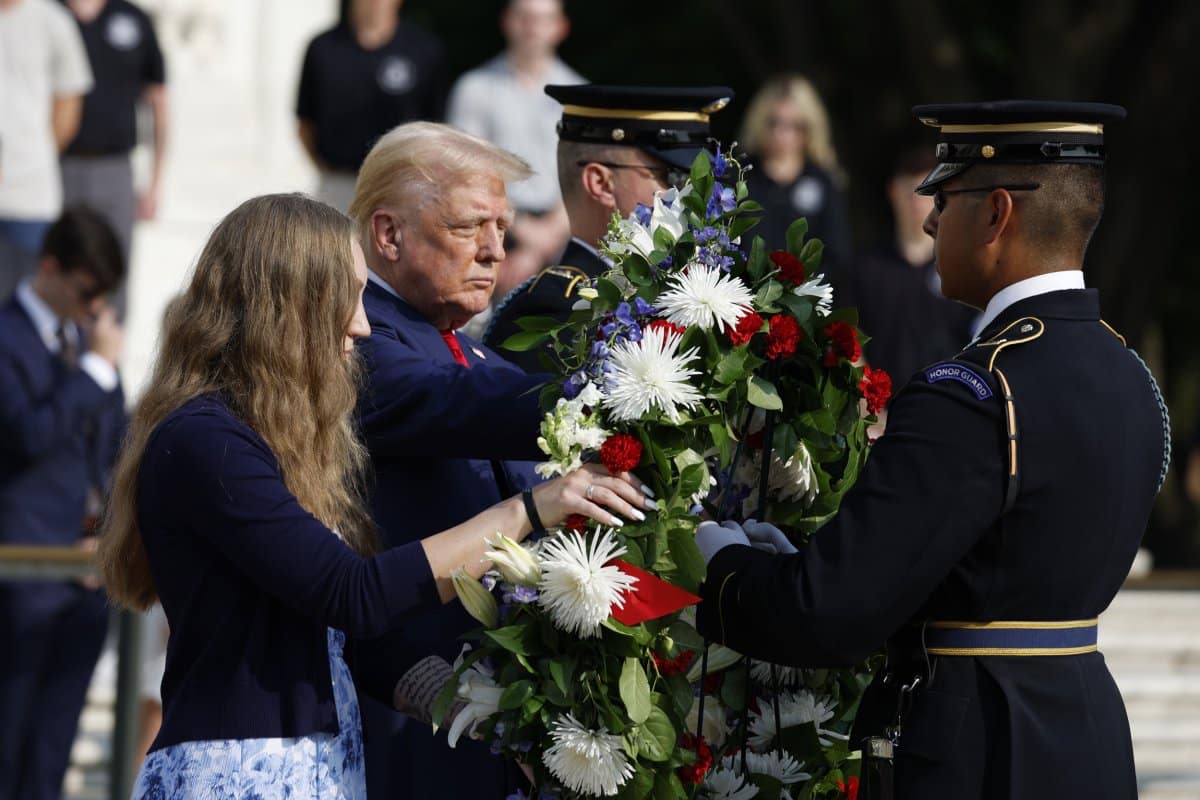 Judge Gives Army Deadline to Release Records on Trump Arlington Visit