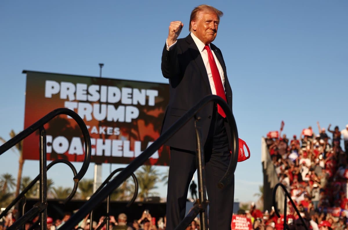 Donald Trump Followers Left Stranded in Desert After Coachella Rally: ‘Chaos’
