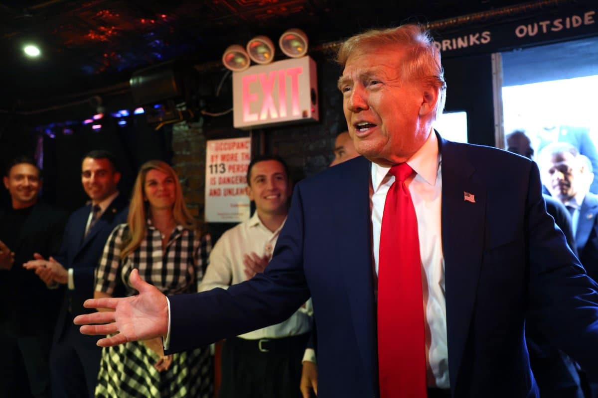 Trump visiting cryptocurrency-themed bar Pubkey, NYC