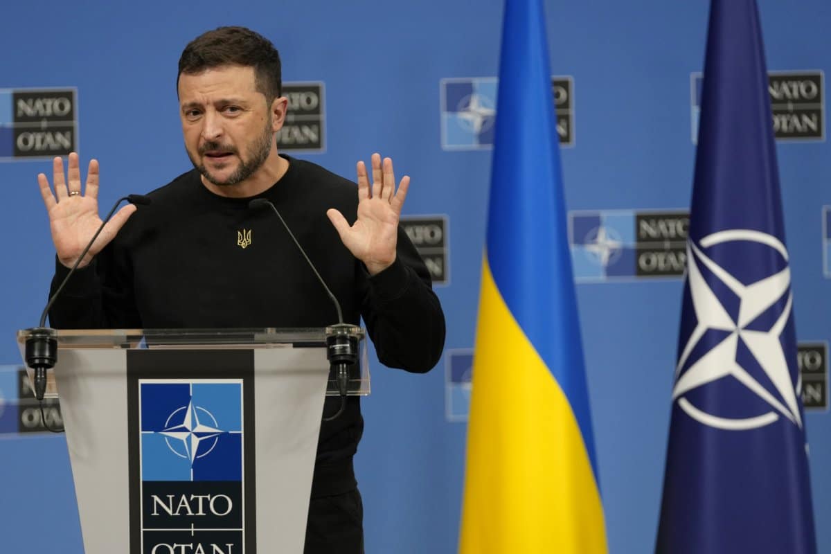 Volodymyr Zelensky Speaks at NATO Headquarters