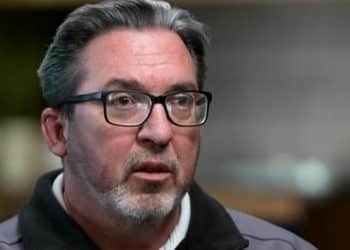 Boeing whistleblower expresses safety concerns at satellite factory in company’s space program