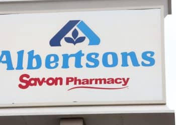 Albertsons calls off Kroger merger, sues for breach of contract
