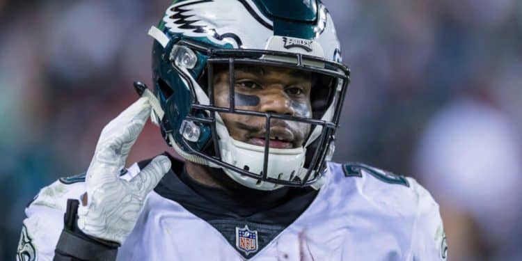 Former Philadelphia Eagles running back pleads guilty to fraud charges
