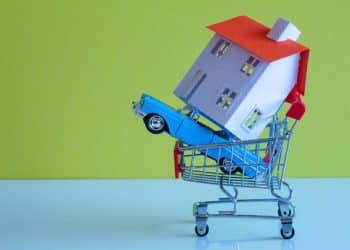 Should you bundle auto and home insurance?