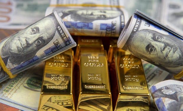 How to invest in gold if you’re worried about the economy, according to experts