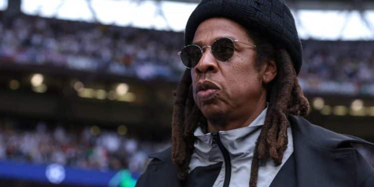 Jay-Z, Sean “Diddy” Combs accused of raping 13-year-old in civil suit