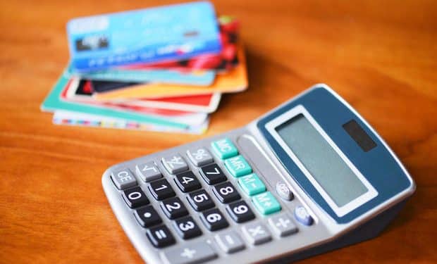 5 ways to use your credit cards more responsibly in 2025