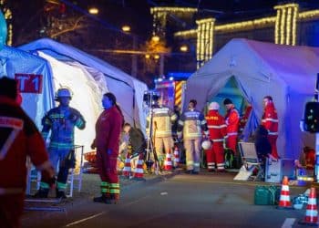 Car hits crowd at Christmas market in Germany, at least 2 killed