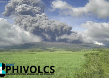 Tens of thousands of people evacuated as Philippines volcano erupts
