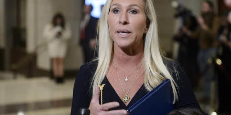 Officer in fatal crash responding to Marjorie Taylor Greene bomb threat