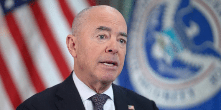 Mayorkas warns of “serious” consequences for Homeland Security if government shuts down