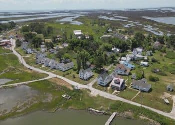 Smith Island residents determined to stay as climate change impacts home