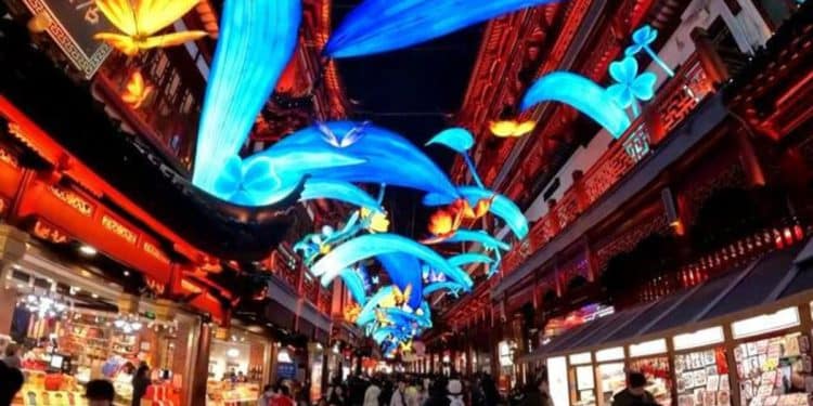 Mass travel underway for Lunar New Year