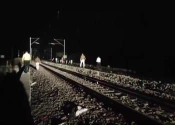 12 killed in India while fleeing train after rumored fire