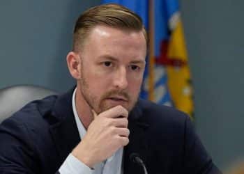 Oklahoma parents enrolling kids might have to prove kids’ citizenship status