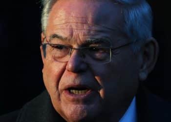 How did Bob Menendez react to his sentencing in the courtroom?