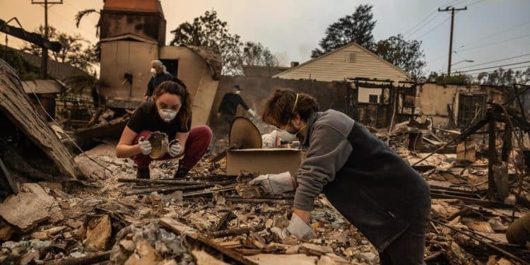 What to know about California fires insurance claims, cancellations