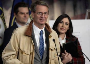 UFO is moving at incredible speeds underwater, congressman says