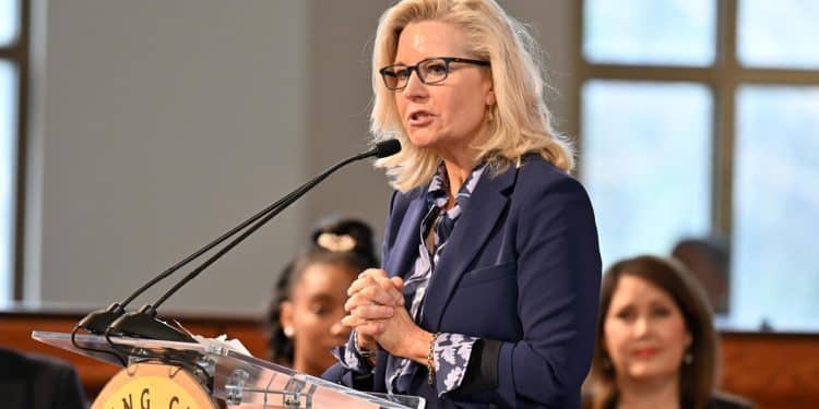 Biden to award Presidential Citizens Medal to Cheney, Thompson