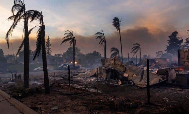 Southern California prepares for “life-threatening” windstorm