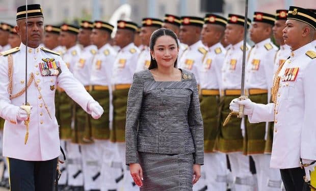 Thai PM declares luxury handbags, watches among $400 million in assets