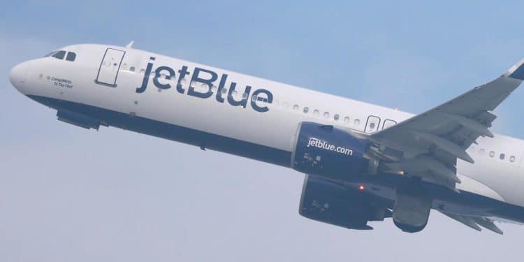 Ice chunk from JetBlue plane crashed through couple’s ceiling, lawsuit says