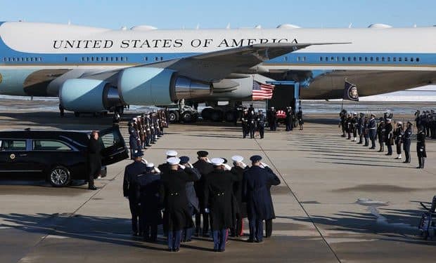 Photos show Carter funeral procession, lying in state in Capitol Rotunda